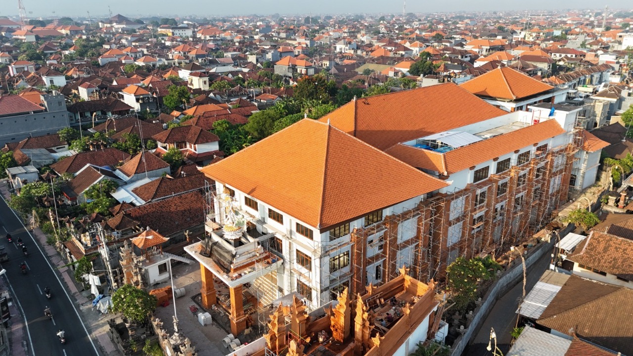 Gedung Utama UHN Sugriwa